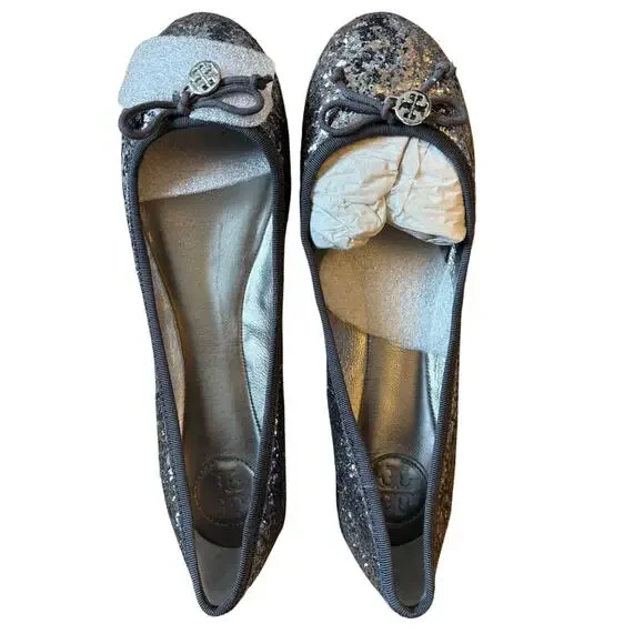 Tory Burch Silver Loafers Elegant Flats New Never Worn - Picture 1 of 5